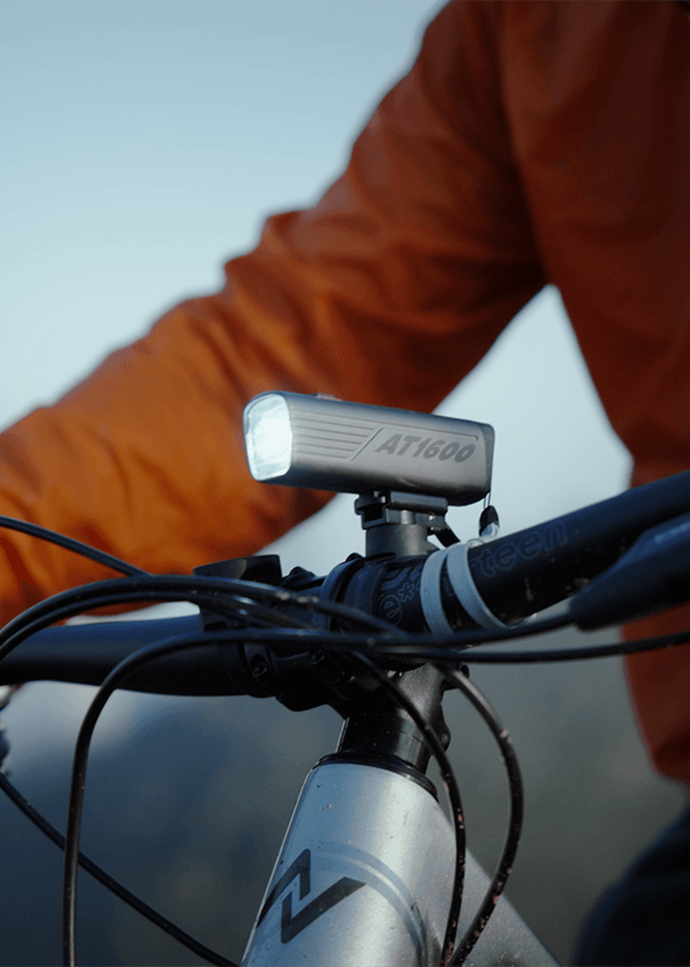 Magene AT1200 / AT1600 Smart Front Light