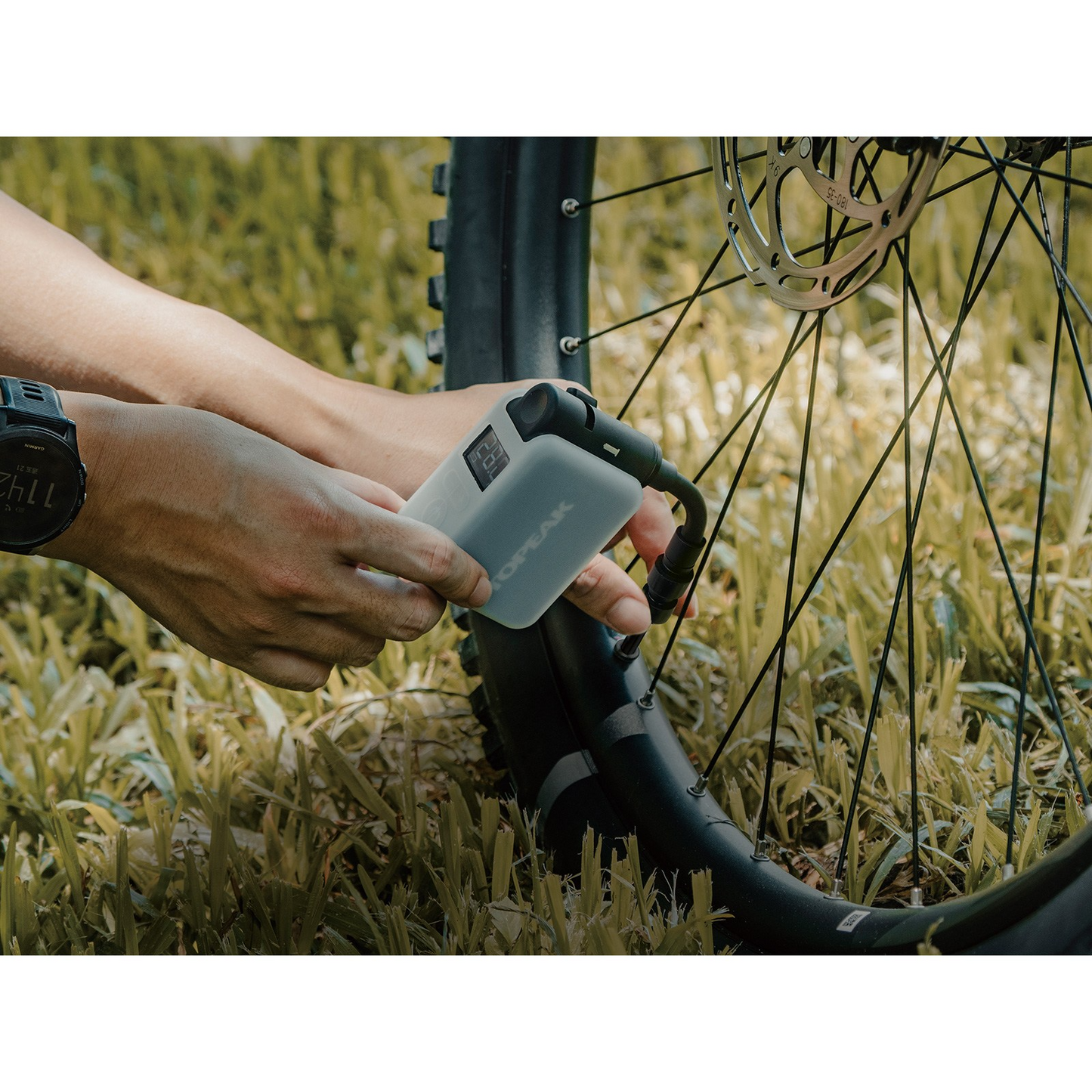 Topeak E-Booster Digital Electric Pump